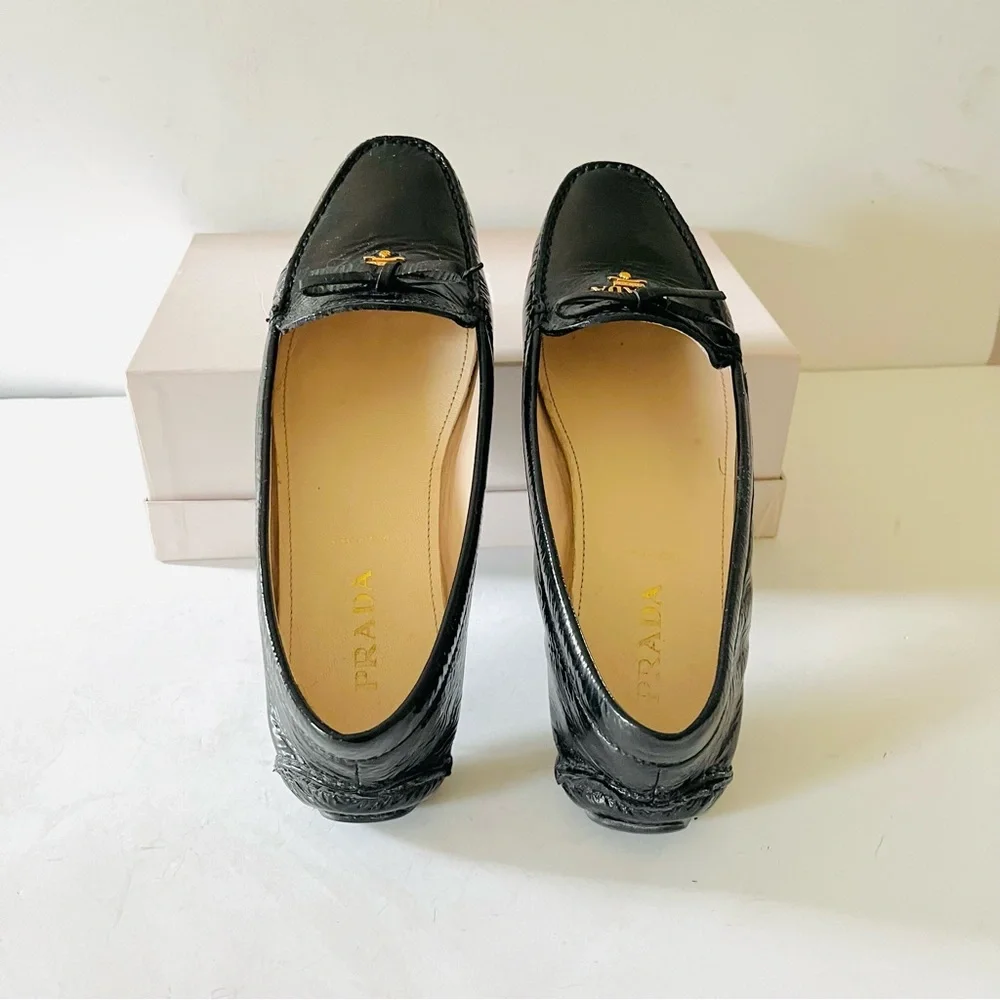 Prada black patent leather driving shoes loafers 38